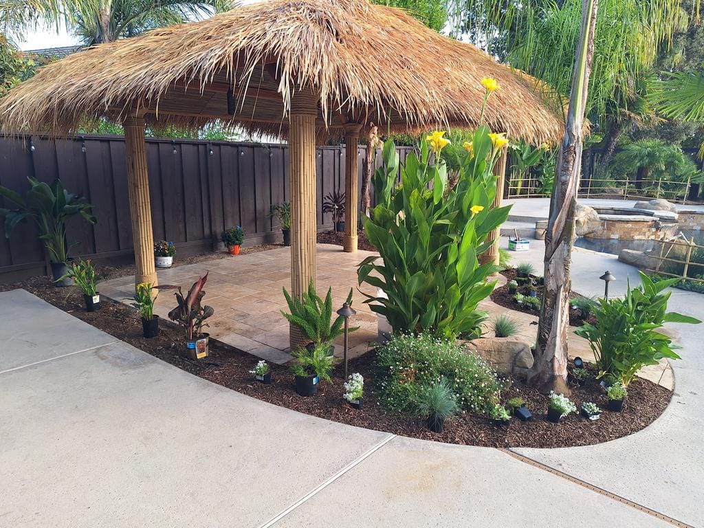 Custom swimming pool